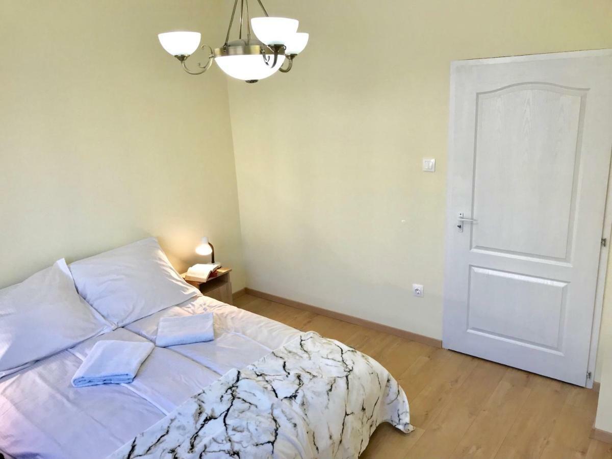 Ella Apartman Debrecen Eksteriør bilde