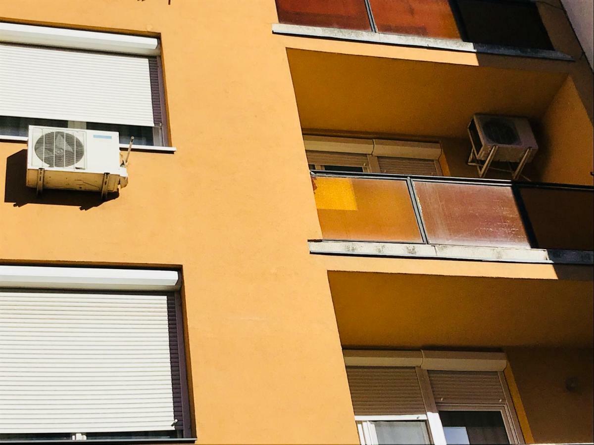 Ella Apartman Debrecen Eksteriør bilde