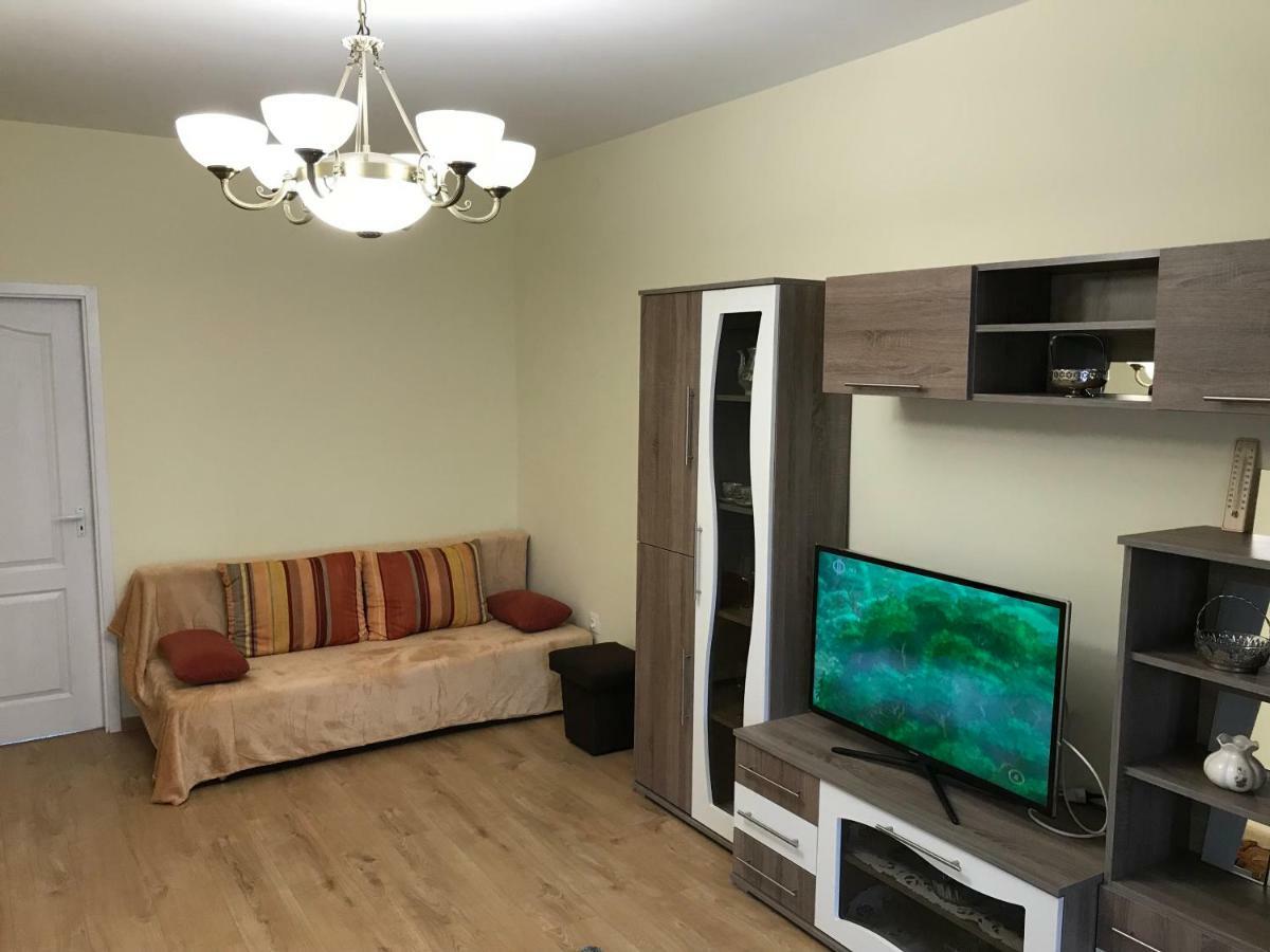 Ella Apartman Debrecen Eksteriør bilde